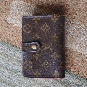 Louis Vuitton bi-fold wallet
